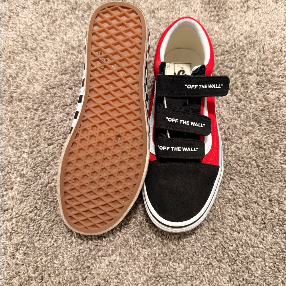Vans - Picture 3 of 3